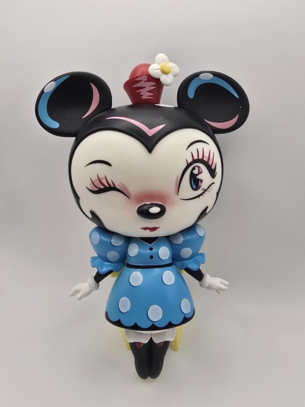 Disney The World of Miss Mindy Minnie Mouse Vinyl Figure
